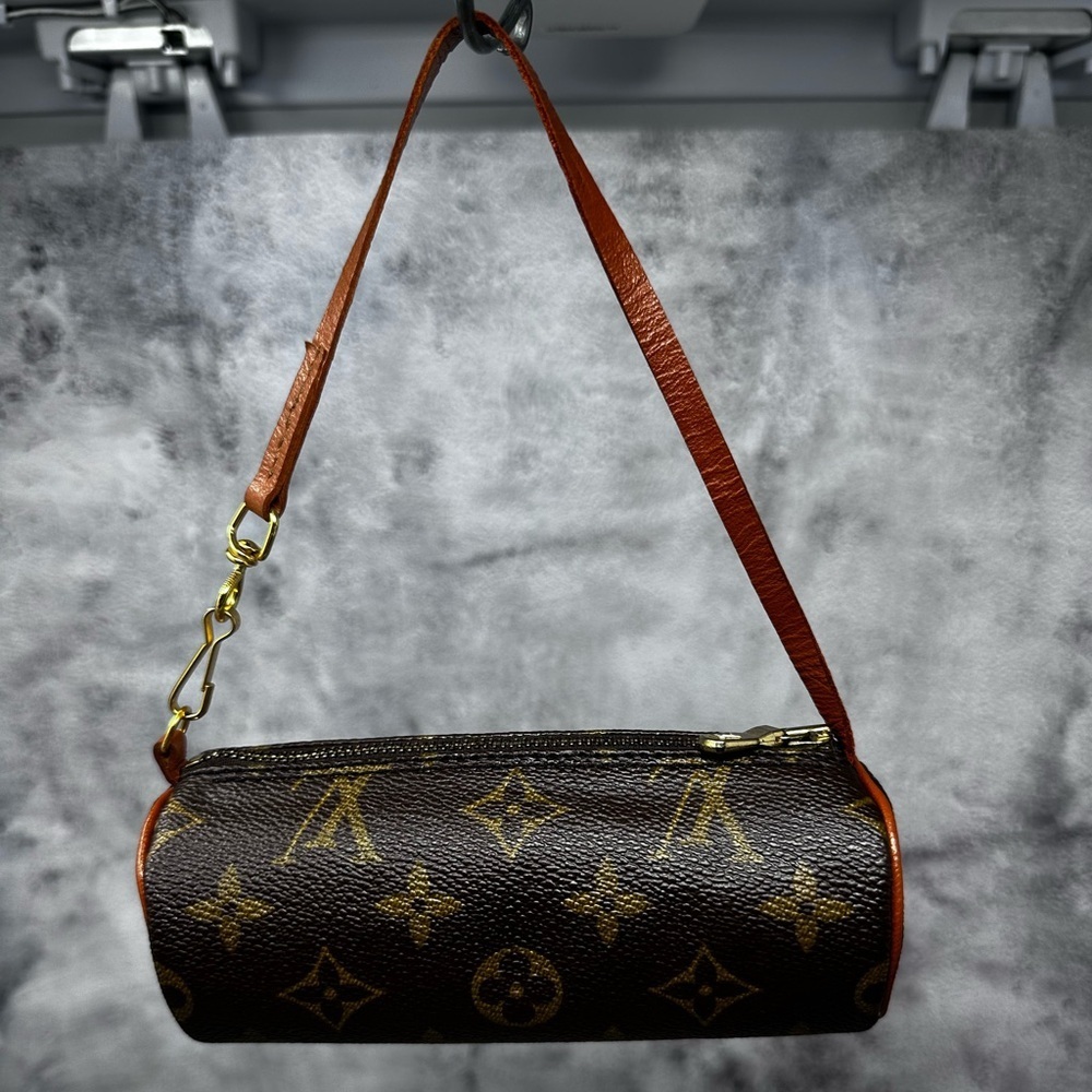 LOUIS VUITTON Trousse Ronde Monogram - Pouch Monogram Canvas EUC​​ - Picture 2 of 8